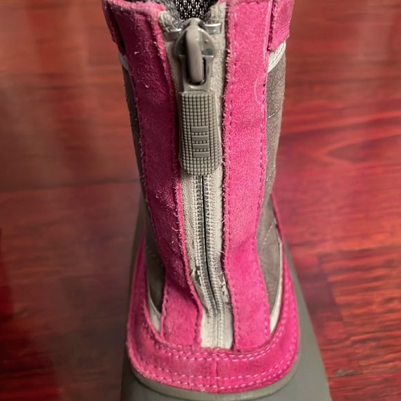 Lands’ End Primaloft 400 Gram Insulation Snow Boots Size 1 Gray Pink - Picture 10 of 12